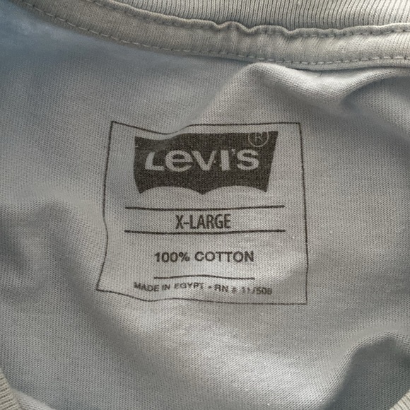 Levi’s nice cotton light blue shirt, size extra large - Picture 4 of 4